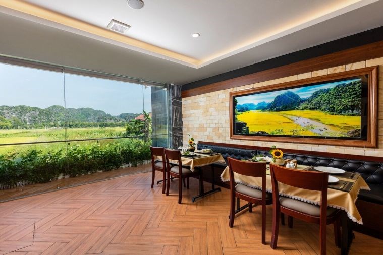 Liberty Hall Tam Coc Villa Ninh Bình